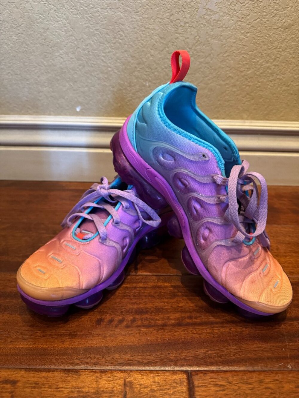 Women's Nike Air Vapormax Plus Fuchsia Dream Sz 9.5